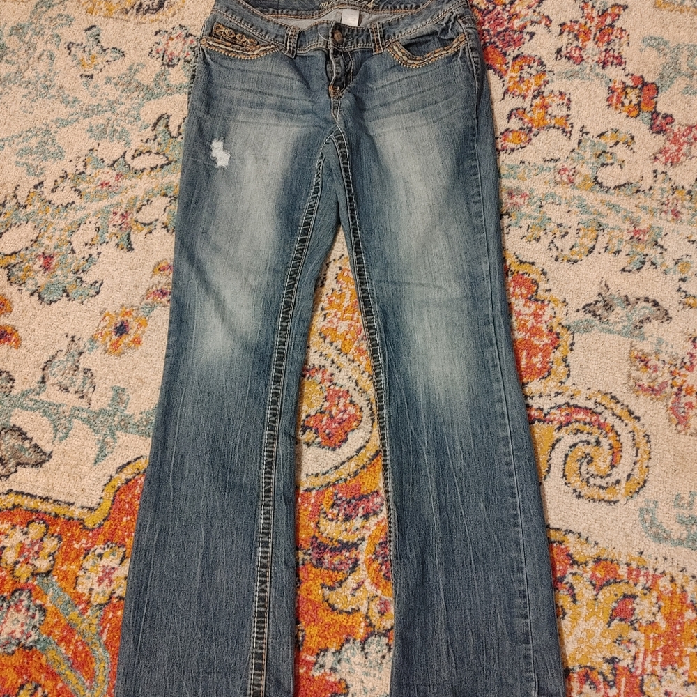 COPY - Maurice's 5/6 reg blue jeans